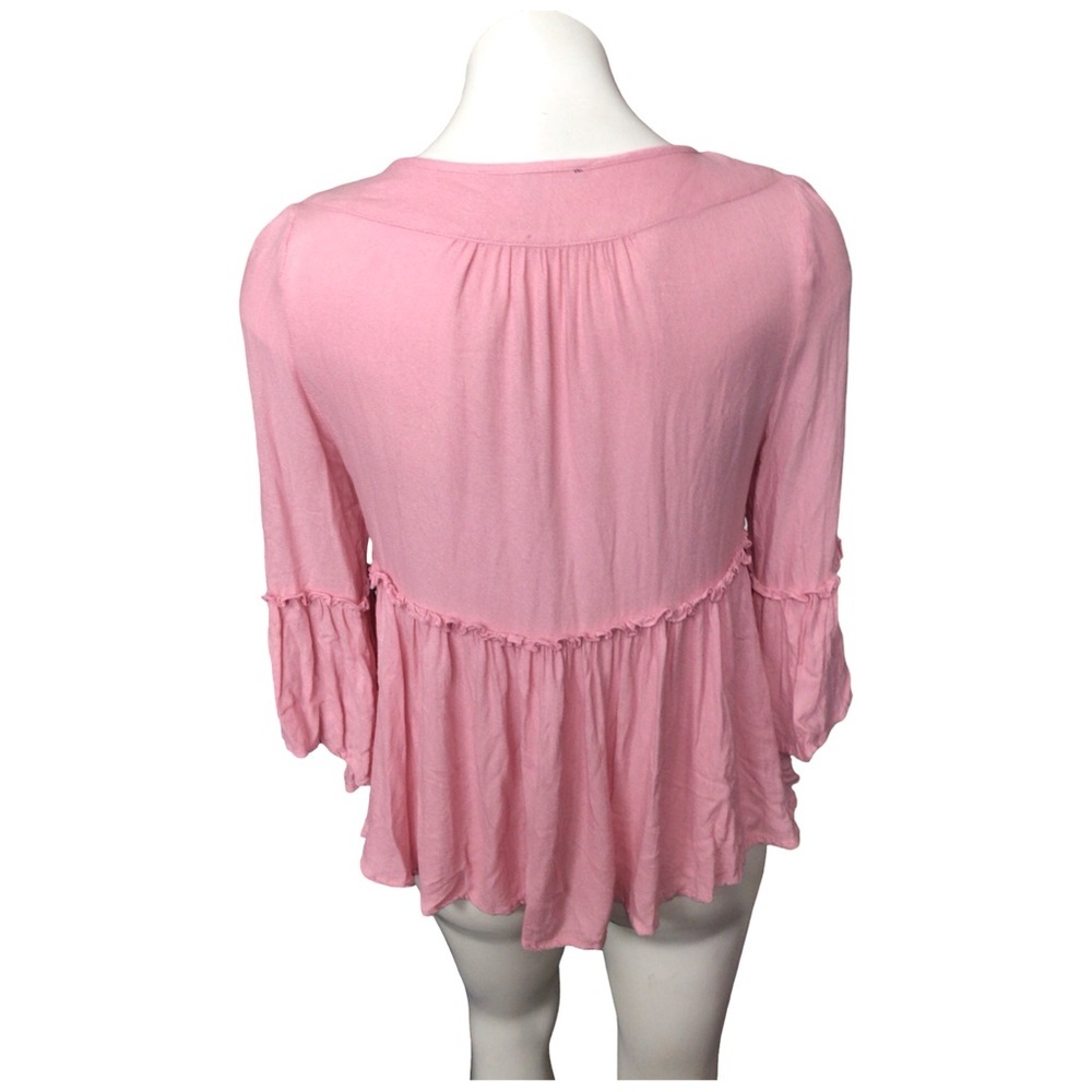 Romeo & Juliet Couture Pink Blouse - Picture 3 of 4